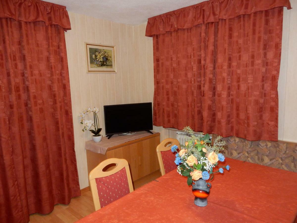 La Pineta Apartment Colfosco Exterior photo